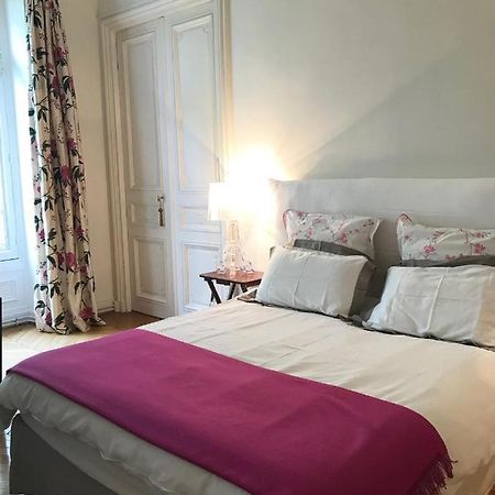 Parc Monceau Bed & Breakfast ปารีส ภายนอก รูปภาพ